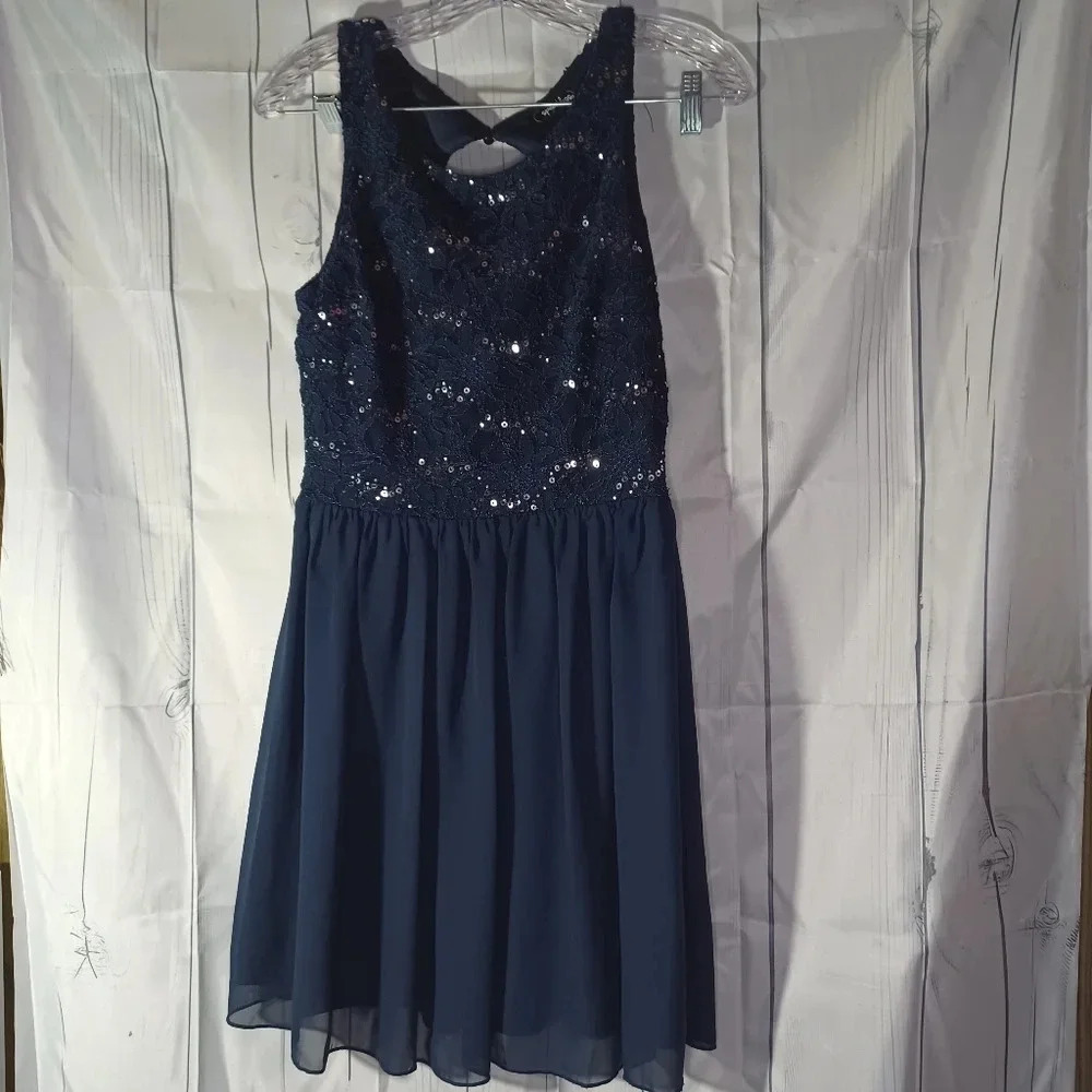 Speechless navy blue sleeveless formal night out fit & flare dress